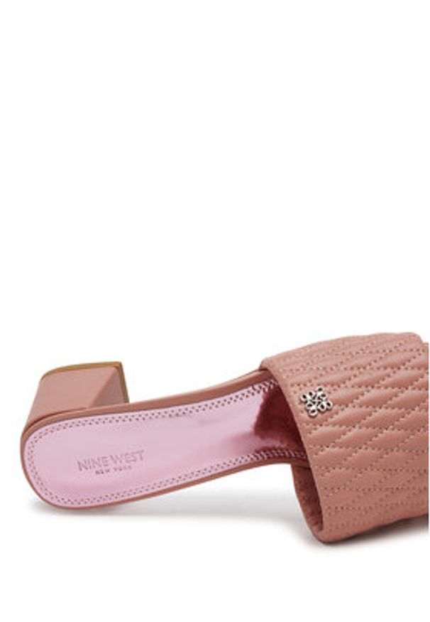 Nine West Klapki S4S96897-01 Różowy. Kolor: różowy. Materiał: materiał, syntetyk