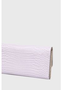 Guess portfel damski kolor fioletowy. Kolor: fioletowy. Materiał: materiał #4