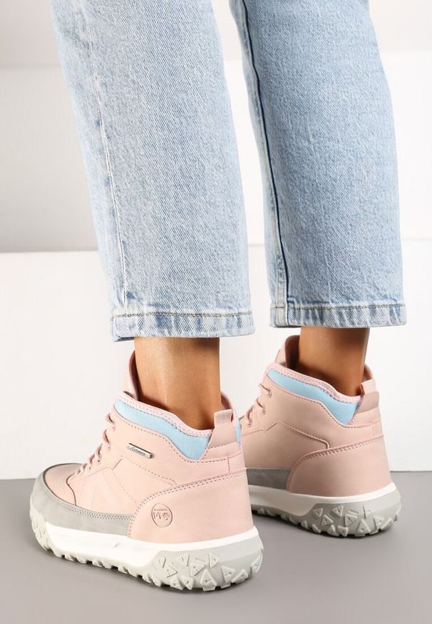 Renee - Różowe Traperki ze Sznurowaniem i Grubą Podeszwą Ellithrina. Okazja: na co dzień. Zapięcie: sznurówki. Kolor: różowy. Materiał: jeans. Styl: klasyczny, casual, elegancki