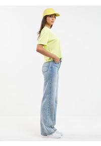 Big-Star - Koszulka damska Laila 201. Kolor: żółty. Materiał: jeans. Długość rękawa: krótki rękaw. Długość: krótkie. Wzór: aplikacja, nadruk. Sezon: lato. Styl: elegancki #2