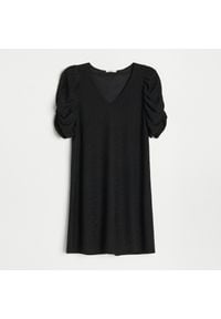 Reserved - Sukienka z ażurowej dzianiny - Czarny. Kolor: czarny. Materiał: dzianina. Wzór: ażurowy #1