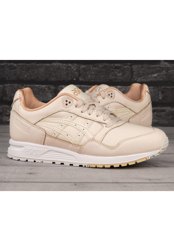 Buty damskie sportowe sneakersy Asics GELSAGA. Kolor: beżowy, biały, wielokolorowy