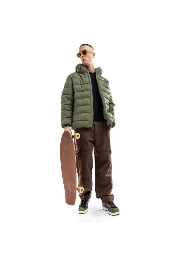 SIROKO - Kurtka puchowa lifestyle wodoodporna męska Sval. Kolor: zielony. Materiał: puch