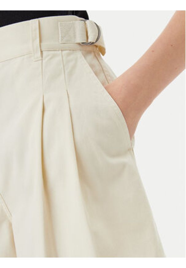 Barbour Szorty materiałowe Cecylie LST0019CR31 Écru Regular Fit. Materiał: bawełna