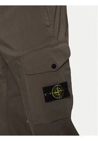 Stone Island Spodnie materiałowe 811533908 Zielony Regular Fit. Kolor: zielony. Materiał: bawełna #3