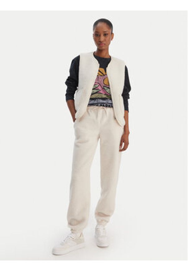 Roxy Spodnie dresowe Waves Of Warmths ERJNP03674 Écru Regular Fit. Kolor: kremowy. Materiał: syntetyk