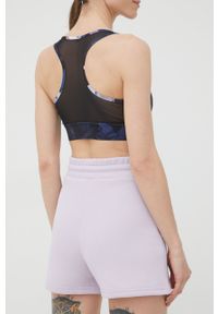 Guess szorty damskie kolor fioletowy z nadrukiem high waist. Stan: podwyższony. Kolor: fioletowy. Wzór: nadruk