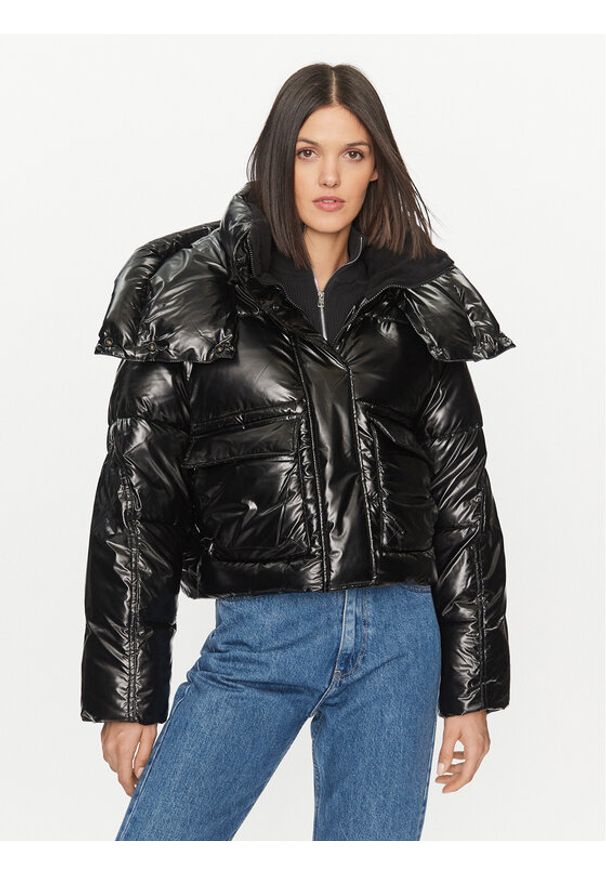 Calvin Klein Jeans Kurtka puchowa High Shine J20J221884 Czarny Oversize. Kolor: czarny. Materiał: syntetyk. Sezon: zima