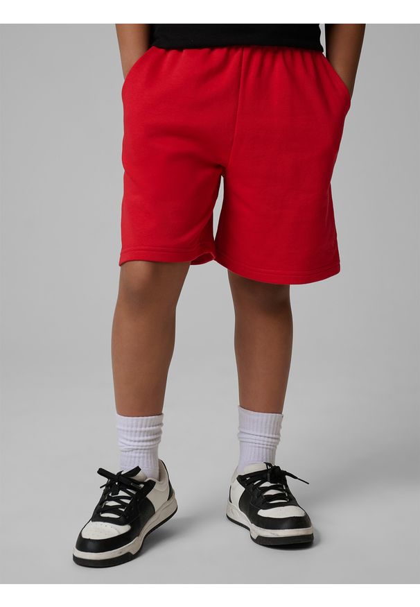 4f - 4F Spodenki dresowe chłopięce - czerwone 158 (12-13 lat). Okazja: na co dzień. Kolor: czerwony. Materiał: dresówka. Długość: krótkie. Sezon: lato. Styl: casual