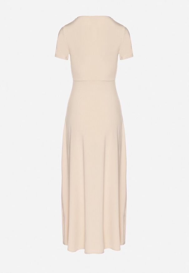 Born2be - Jasnobeżowa Sukienka z Marszczeniami Taliowana z Dodatkiem Wiskozy Arelona. Okazja: na co dzień. Typ kołnierza: dekolt w kształcie V. Kolor: beżowy. Materiał: wiskoza. Długość rękawa: krótki rękaw. Typ sukienki: proste. Styl: casual