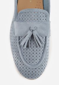 Renee - Niebieskie Perforowane Mokasyny z Imitacji Zamszu Zdobione Frędzlami Vaeliane. Okazja: na co dzień. Kolor: niebieski. Materiał: zamsz. Wzór: aplikacja. Styl: casual, elegancki #7