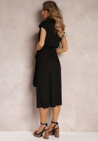 Renee - Czarna Kopertowa Sukienka Midi z Wiązaniem w Pasie Makaya. Kolor: czarny. Typ sukienki: kopertowe. Długość: midi #3