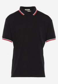 Born2be - Czarna Koszulka o Fasonie Polo z Guzikami Timarie. Okazja: na spotkanie biznesowe. Typ kołnierza: polo. Kolor: czarny. Materiał: dresówka. Styl: klasyczny, biznesowy, elegancki #7