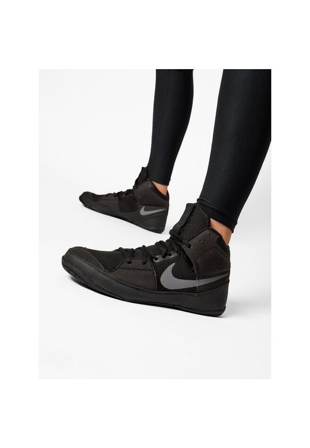 Buty bokserskie Nike. Kolor: czarny
