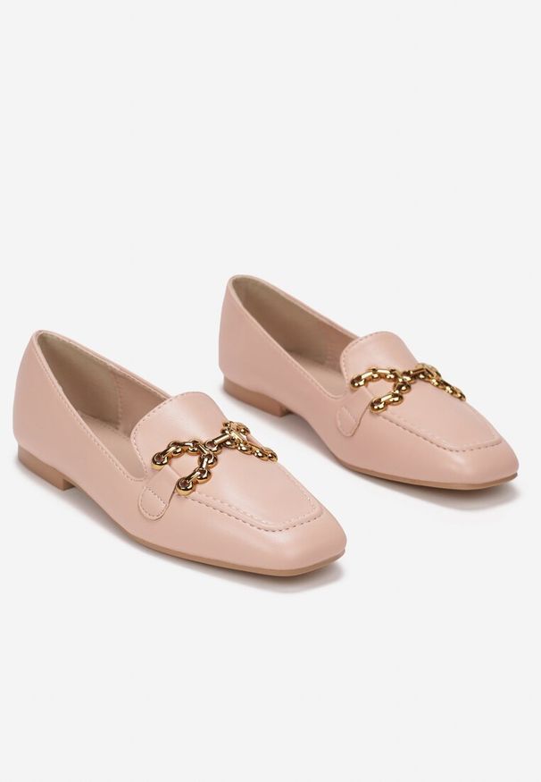 Renee - Różowe Mokasyny Artaleia. Kolor: różowy. Wzór: aplikacja. Obcas: na obcasie. Styl: elegancki. Wysokość obcasa: niski