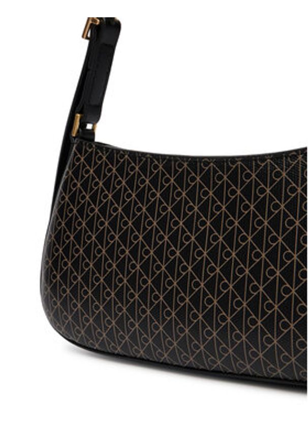 Calvin Klein Torebka Emblem Aop Small Shoulder Bag LV04F3324G Czarny. Kolor: czarny. Materiał: skórzane