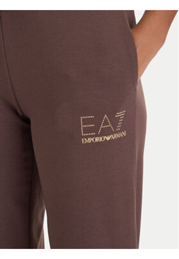 EA7 Emporio Armani Dres 8NTV51 TJ9RZ U6063 Brązowy Regular Fit. Kolor: brązowy. Materiał: wiskoza, syntetyk