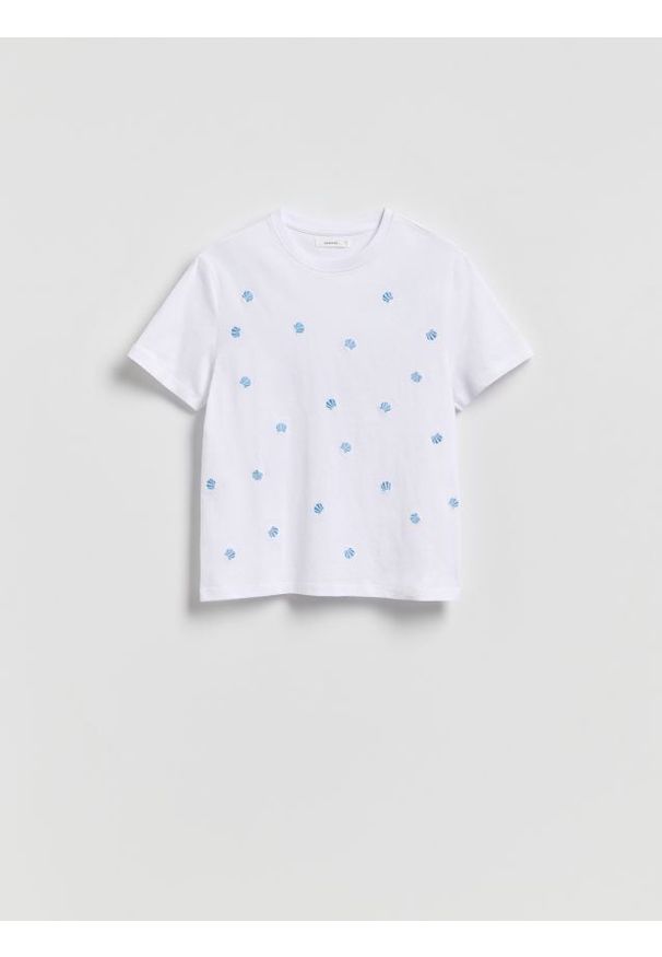 Reserved - T-shirt z haftowanym wzorem - jasnoniebieski. Kolor: niebieski. Materiał: bawełna. Wzór: haft