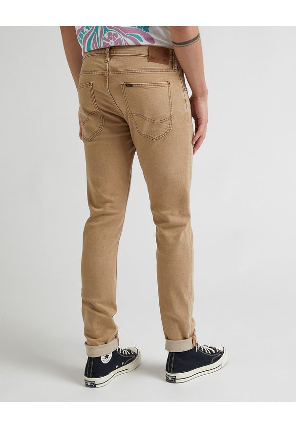 Lee - MESKIE SPODNIE LEE LUKE CHESTNUT LIGHT 112331739