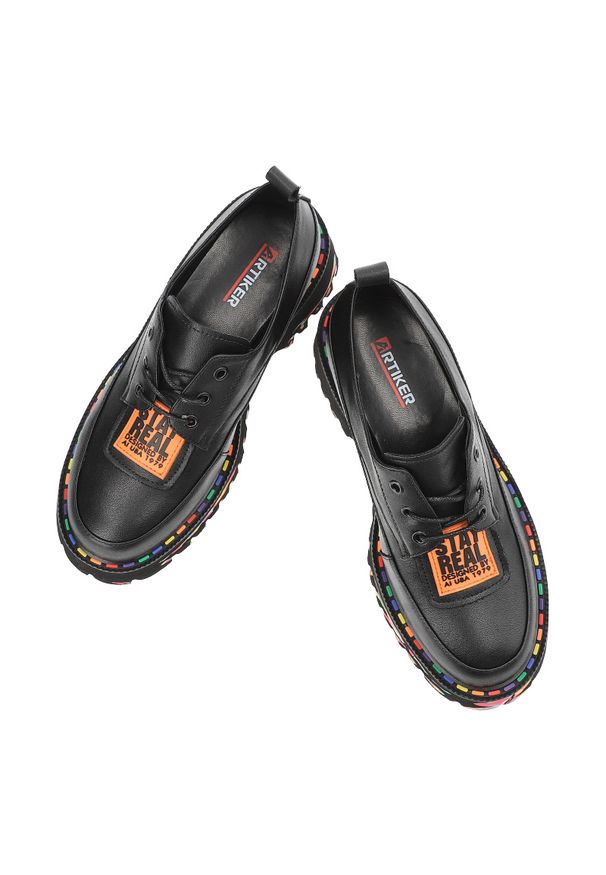 Czarne Półbuty Artiker Stylowe Obuwie Damskie. Okazja: na co dzień. Kolor: czarny. Materiał: skóra. Wzór: kolorowy. Styl: elegancki