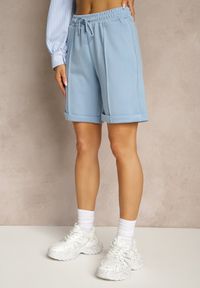 Renee - Jasnoniebieskie Casualowe Szorty High Waist z Kieszeniami Wykończone Gumką Shezetta. Okazja: na co dzień. Stan: podwyższony. Kolor: niebieski. Materiał: materiał. Sezon: lato. Styl: casual #4