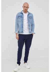 Calvin Klein Jeans Longsleeve bawełniany kolor biały z nadrukiem. Okazja: na co dzień. Kolor: biały. Materiał: bawełna. Długość rękawa: długi rękaw. Wzór: nadruk. Styl: casual
