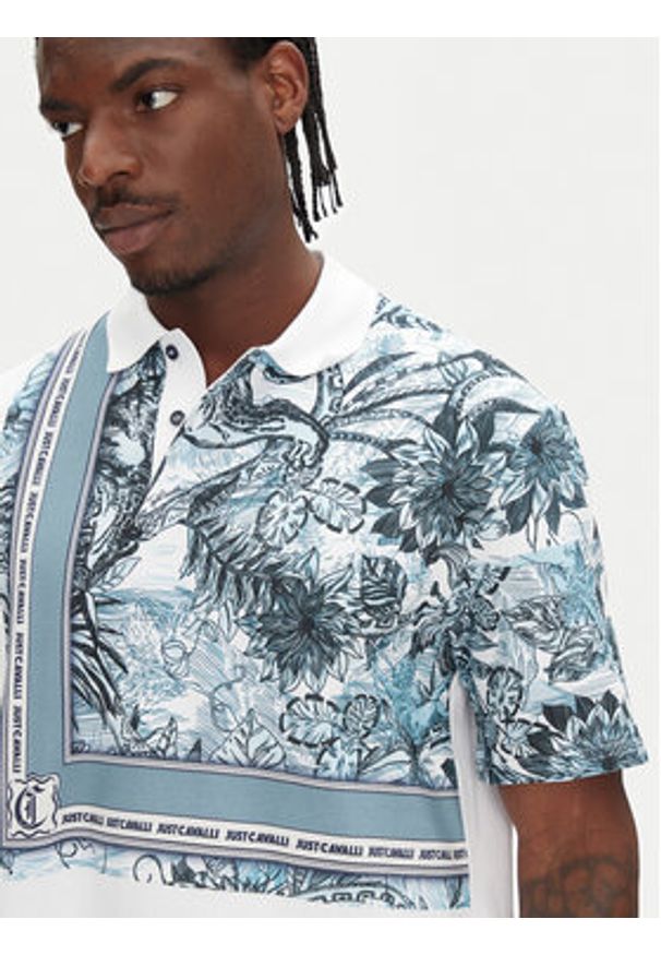 Just Cavalli Polo 78OAGE15 Niebieski Regular Fit. Typ kołnierza: polo. Kolor: niebieski. Materiał: bawełna