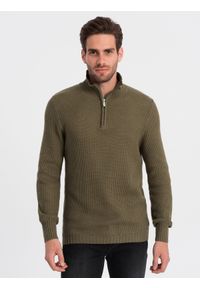 Ombre Clothing - Dzianinowy sweter męski z rozpinaną stójką - oliwkowy V6 - Rozmiar: S. Typ kołnierza: kołnierzyk stójkowy. Kolor: oliwkowy. Materiał: dzianina