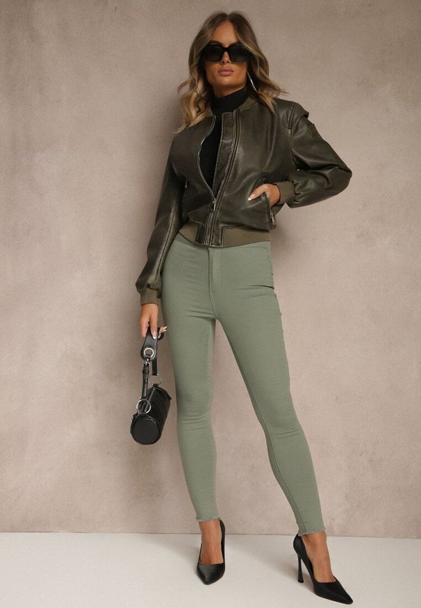 Renee - Ciemnozielone Spodnie z Bawełny o Kroju Skinny Irivella. Okazja: na spotkanie biznesowe. Stan: podwyższony. Kolor: zielony. Materiał: bawełna. Styl: biznesowy, elegancki