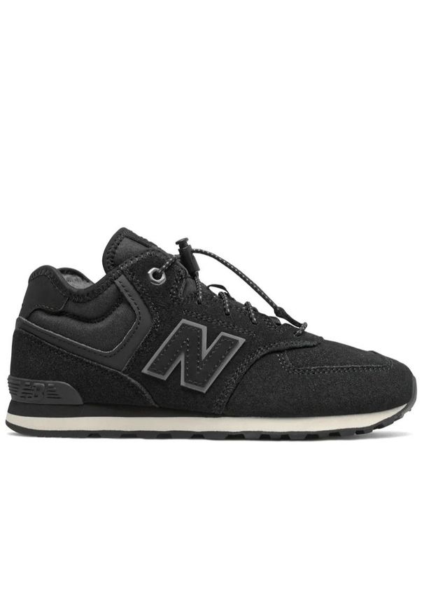Buty New Balance GV574HGX - czarne. Kolor: czarny. Materiał: guma, skóra, futro, zamsz, materiał, syntetyk. Szerokość cholewki: normalna. Wzór: aplikacja. Sezon: zima. Model: New Balance 574