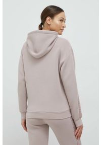 Guess bluza damska kolor fioletowy z kapturem z aplikacją. Typ kołnierza: kaptur. Kolor: fioletowy. Materiał: materiał, dzianina, wiskoza. Wzór: aplikacja #2