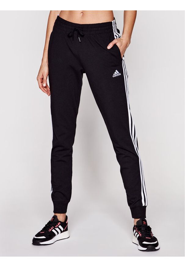 Adidas - adidas Spodnie dresowe 3-Stripes GM5542 Czarny Slim Fit. Kolor: czarny. Materiał: dresówka, bawełna
