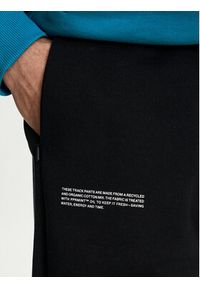 Pangaia Spodnie dresowe Archive Recycled Cotton Czarny Regular Fit. Kolor: czarny. Materiał: bawełna #3