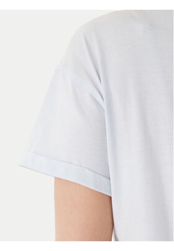 Guess T-Shirt W6GI17 K3037 Niebieski Regular Fit. Kolor: niebieski. Materiał: bawełna