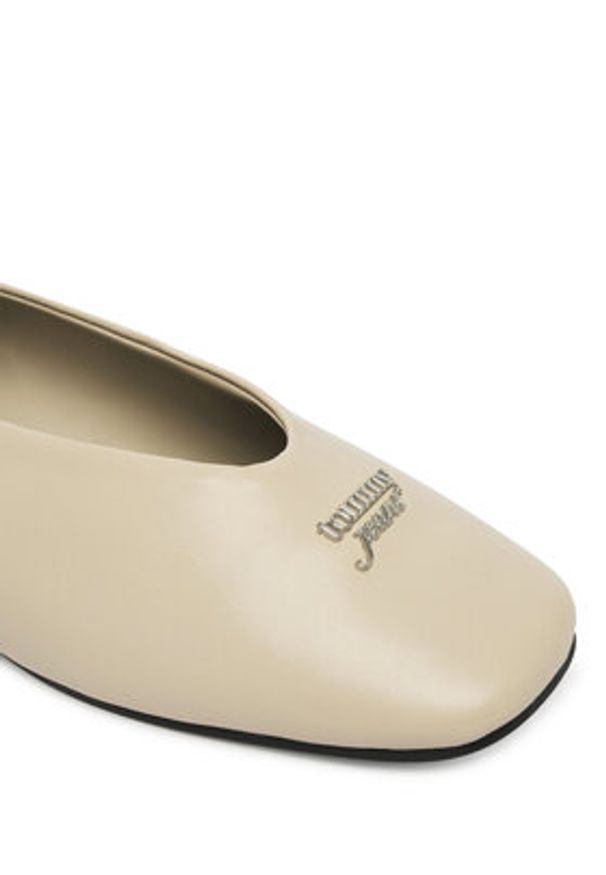 Tommy Jeans Baleriny Tjw Ballerina With Laces EN0EN02939 Écru. Kolor: kremowy. Materiał: skóra