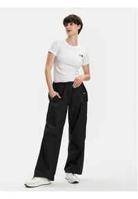 The North Face T-Shirt Redbox NF0A87NM Biały Regular Fit. Kolor: biały. Materiał: bawełna #6