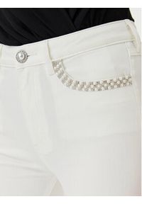 Guess Jeansy W5GA46 D5N71 Biały Skinny Fit. Kolor: biały