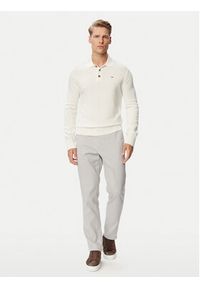 Tommy Jeans Sweter Essential DM0DM20304 Biały Slim Fit. Kolor: biały. Materiał: bawełna #3