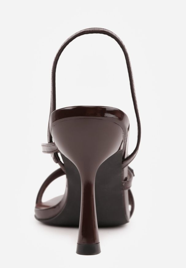 Renee - Brązowe Lakierowane Sandały VICES Elegant na Szpilce z Klamrami Eudippe. Zapięcie: klamry. Kolor: brązowy. Materiał: lakier. Obcas: na szpilce. Styl: wizytowy, elegancki