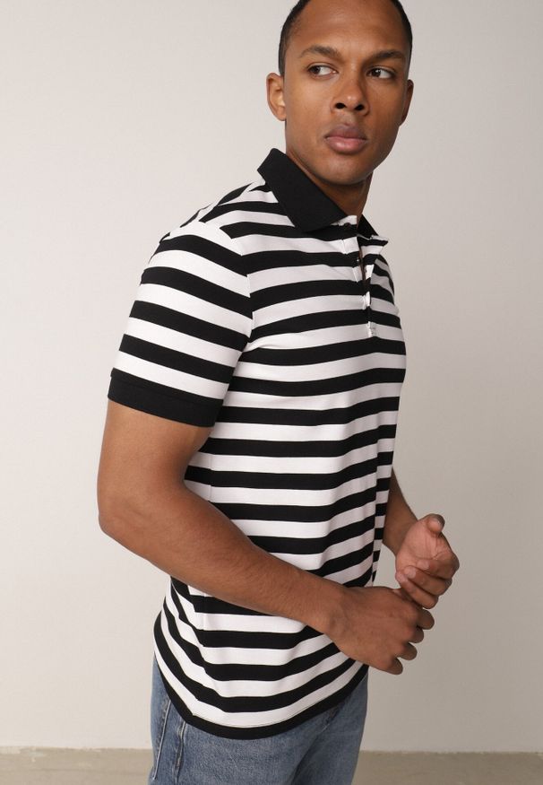 Born2be - Czarna Koszulka Polo z Bawełny w Poziome Paski Germus. Okazja: na co dzień. Typ kołnierza: polo. Kolor: czarny. Materiał: bawełna. Wzór: paski. Styl: casual