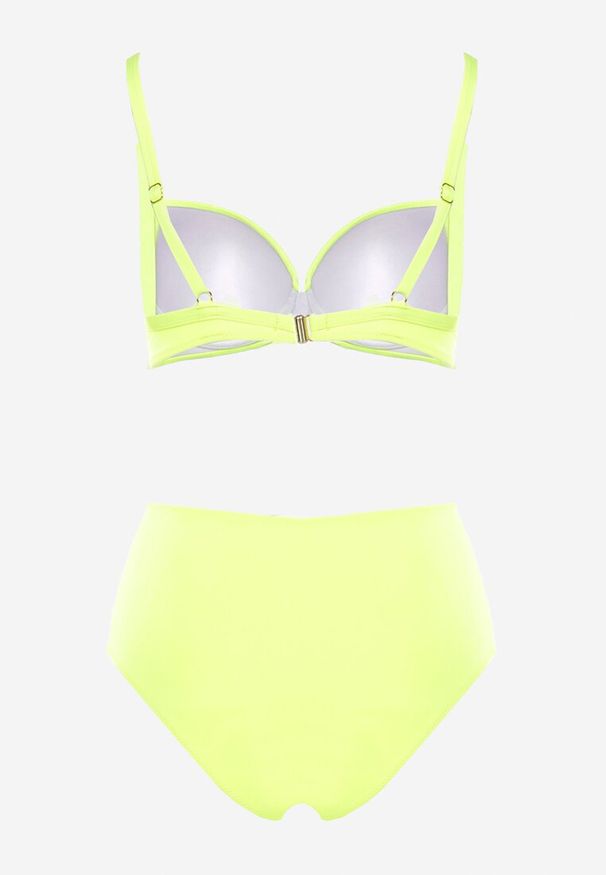 Born2be - Jasnozielone Bikini Biustonosz na Cienkich Regulowanych Ramiączkach Majtki z Wysokim Stanem i Marszczeniem Ninamarie. Stan: podwyższony. Kolor: zielony. Wzór: aplikacja