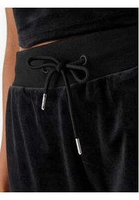 Guess Spodnie dresowe V3BB27 K0232 Czarny Regular Fit. Kolor: czarny. Materiał: syntetyk #3