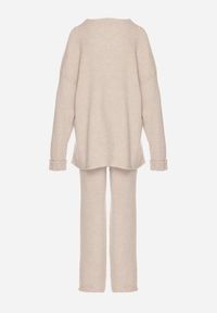 Born2be - Jasnobeżowy Komplet z Bawełną i Wełną Sweter z Guzikami i Proste Spodnie Reisadia. Kolor: beżowy. Materiał: wełna, bawełna #4