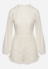 Born2be - Beżowy Kombinezon z Tkaniny Plumeti z Bufiastymi Rękawami i Krótkimi Nogawkami Dolene. Okazja: na co dzień. Kolor: beżowy. Materiał: tkanina. Długość: krótkie. Styl: casual, elegancki #7