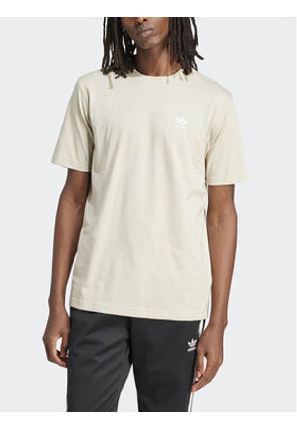 Adidas - adidas T-Shirt Trefoil Essentials IR9689 Beżowy Regular Fit. Kolor: beżowy. Materiał: bawełna