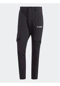 Adidas - adidas Spodnie dresowe IB1119 Czarny Regular Fit. Kolor: czarny. Materiał: syntetyk, dresówka #9