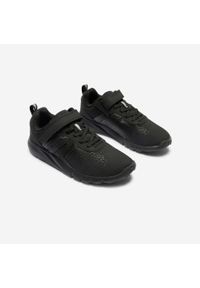 Decathlon - Buty dla dzieci Newfeel Soft 140. Okazja: na uczelnię. Zapięcie: rzepy. Kolor: czarny. Sport: turystyka piesza