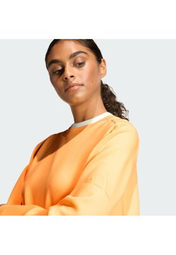 Adidas - adidas Bluza Soft Lux KA7017 Pomarańczowy Loose Fit. Kolor: pomarańczowy. Materiał: syntetyk