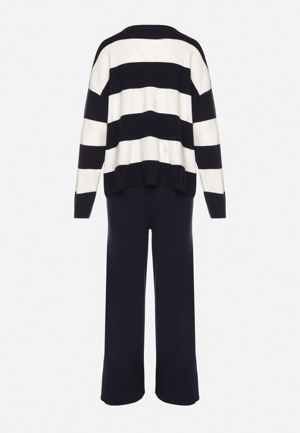 Born2be - Granatowy Dzianinowy Komplet Szerokie Spodnie i Sweter w Paski Falesea. Kolor: niebieski. Materiał: dzianina. Wzór: paski