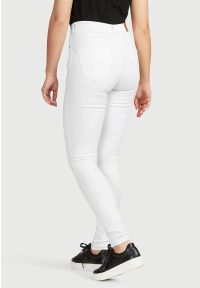 Cellbes - Spodnie Paris. Kolor: biały. Długość: krótkie #5